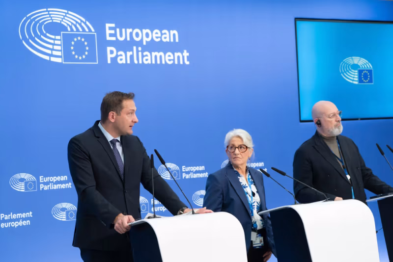 EU lawmakers agree on quick fix for food chain rules