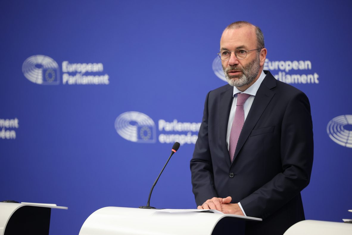 Parliament’s potential budget block will backfire, analysts say