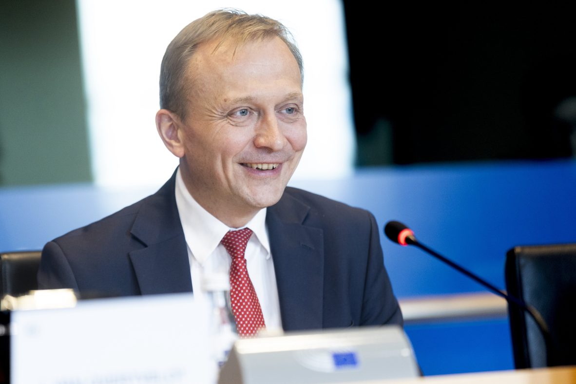 Commission vows to look at legal changes to stop Parliament budget rebellion