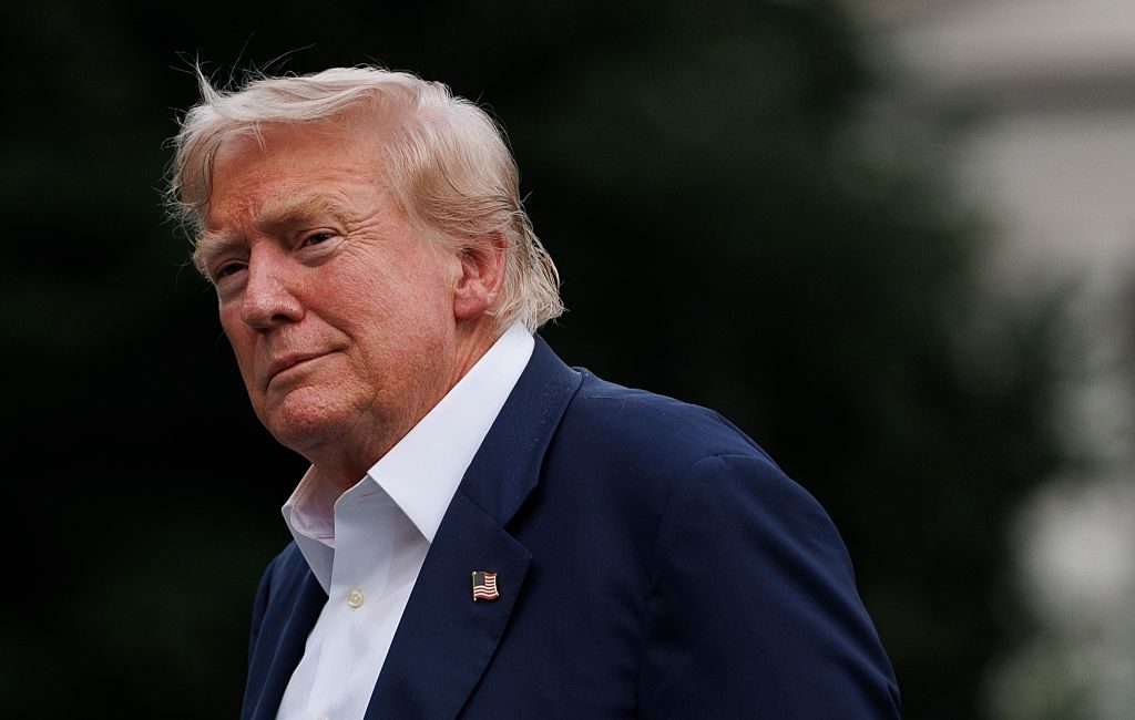 Trump threatens EU with 35% tariff if investment pledge falls through