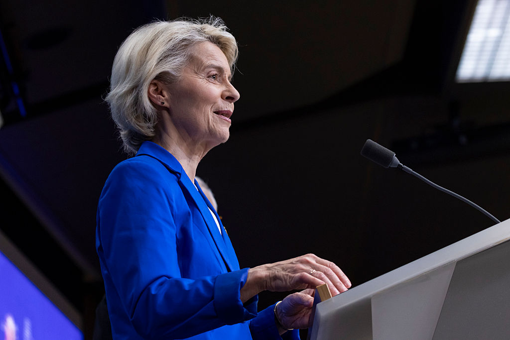 Von der Leyen’s red tape slasher pushed to go ‘public’ on far-right alliance