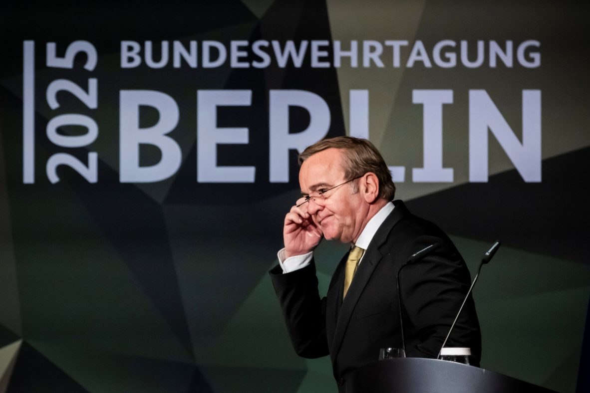 France can't override Dassault CEO on FCAS says German defence minister