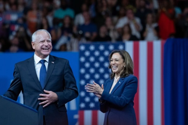 Democrats Harris, Walz campaign together for first time as White House ticket
