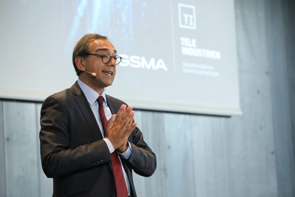 Consolidation would renew European telecoms, says digital industry chief